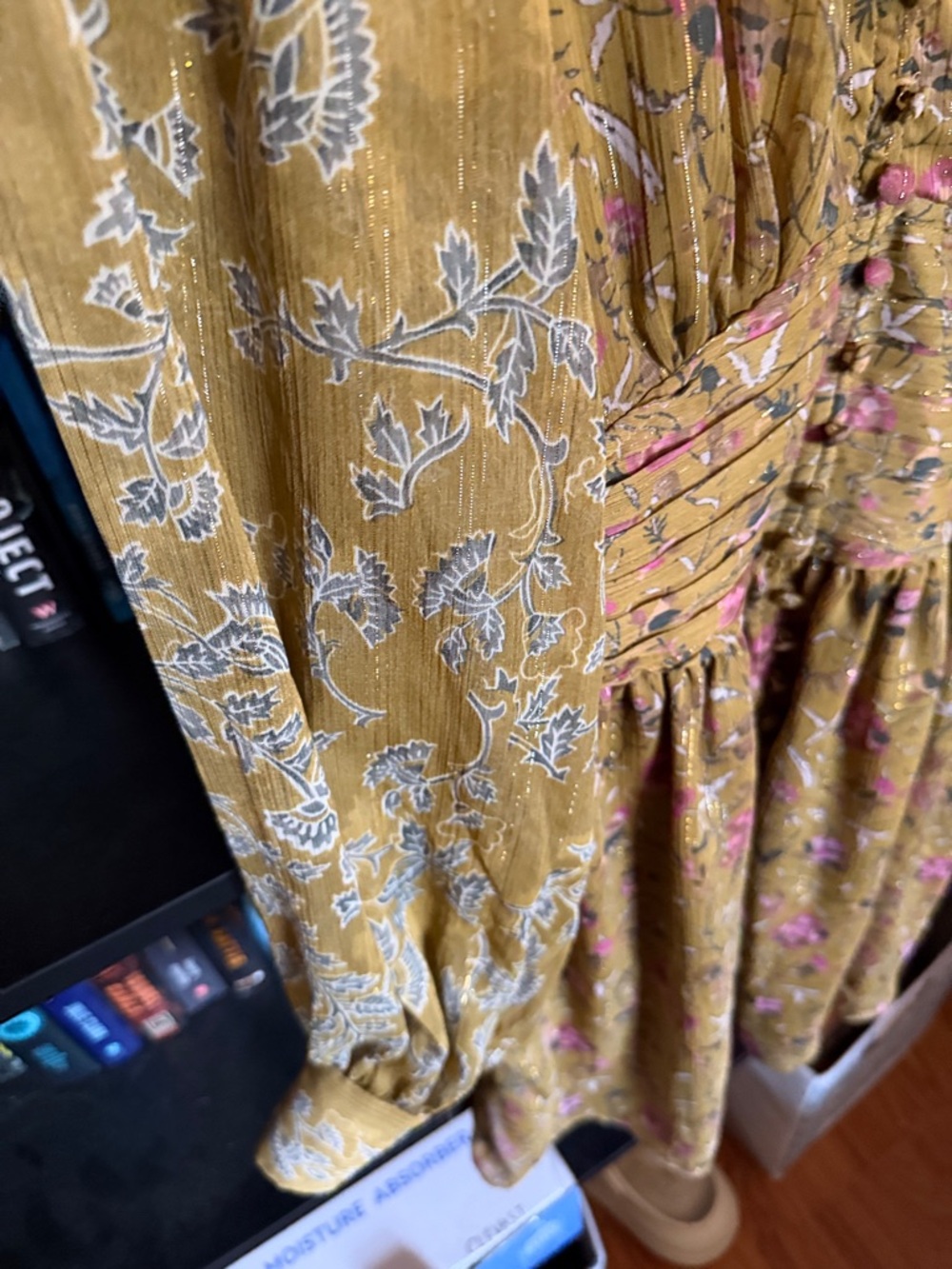 House of Harlow 1960 Mustard Floral V-Neck Mini Dress - Picture 4 of 5